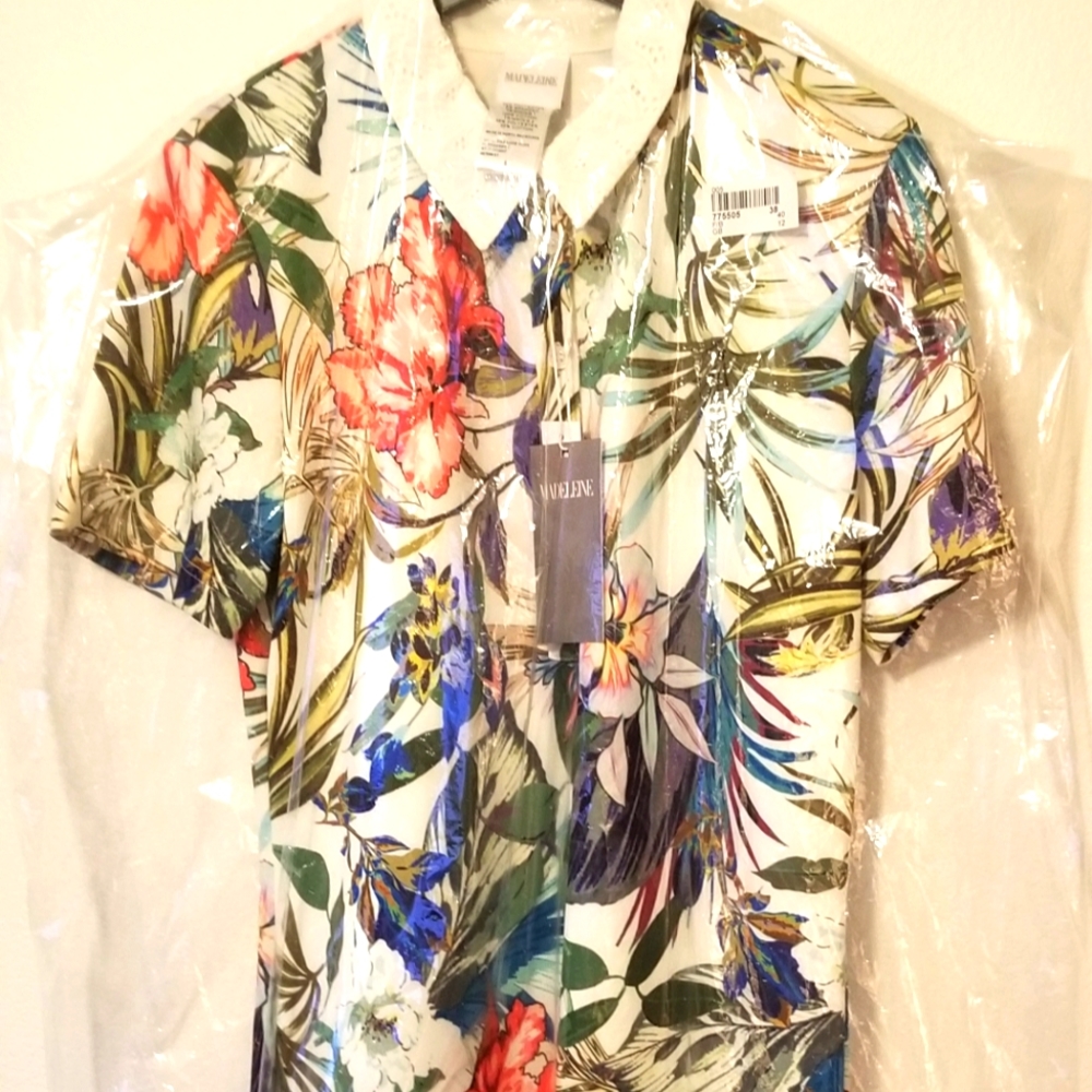RARE PRINT IMPORTED DESIGNER MADELEINE POLO DRESS W/LACE COLLAR.NWT SZ 8